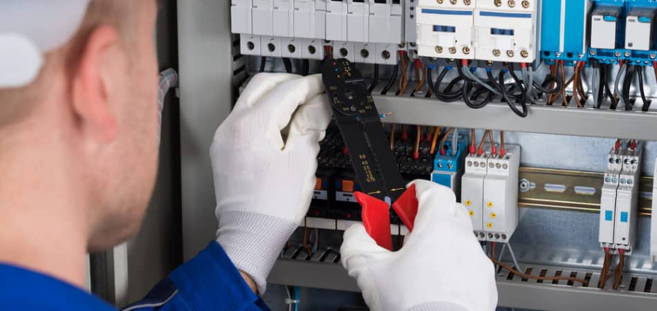 Electricians Maintenance Service Provider - Big Easy Electricians