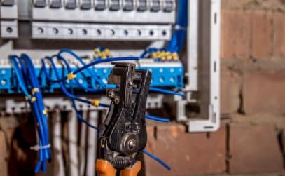 Flickering lights causes